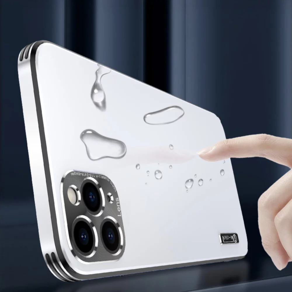 Husa ultra-subtire din aluminiu cu strat hidrofob pentru iPhone